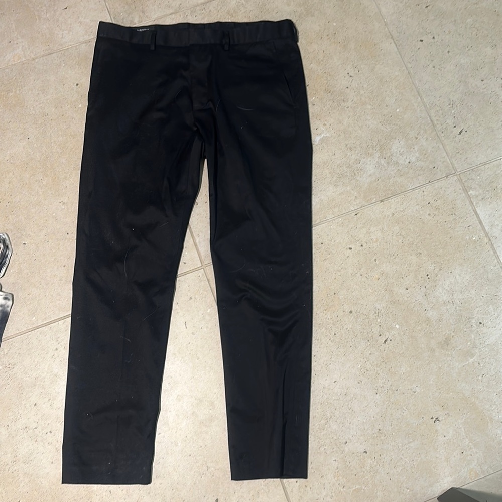 Excellent condition black Nordstrom men pant, 35 x 30”